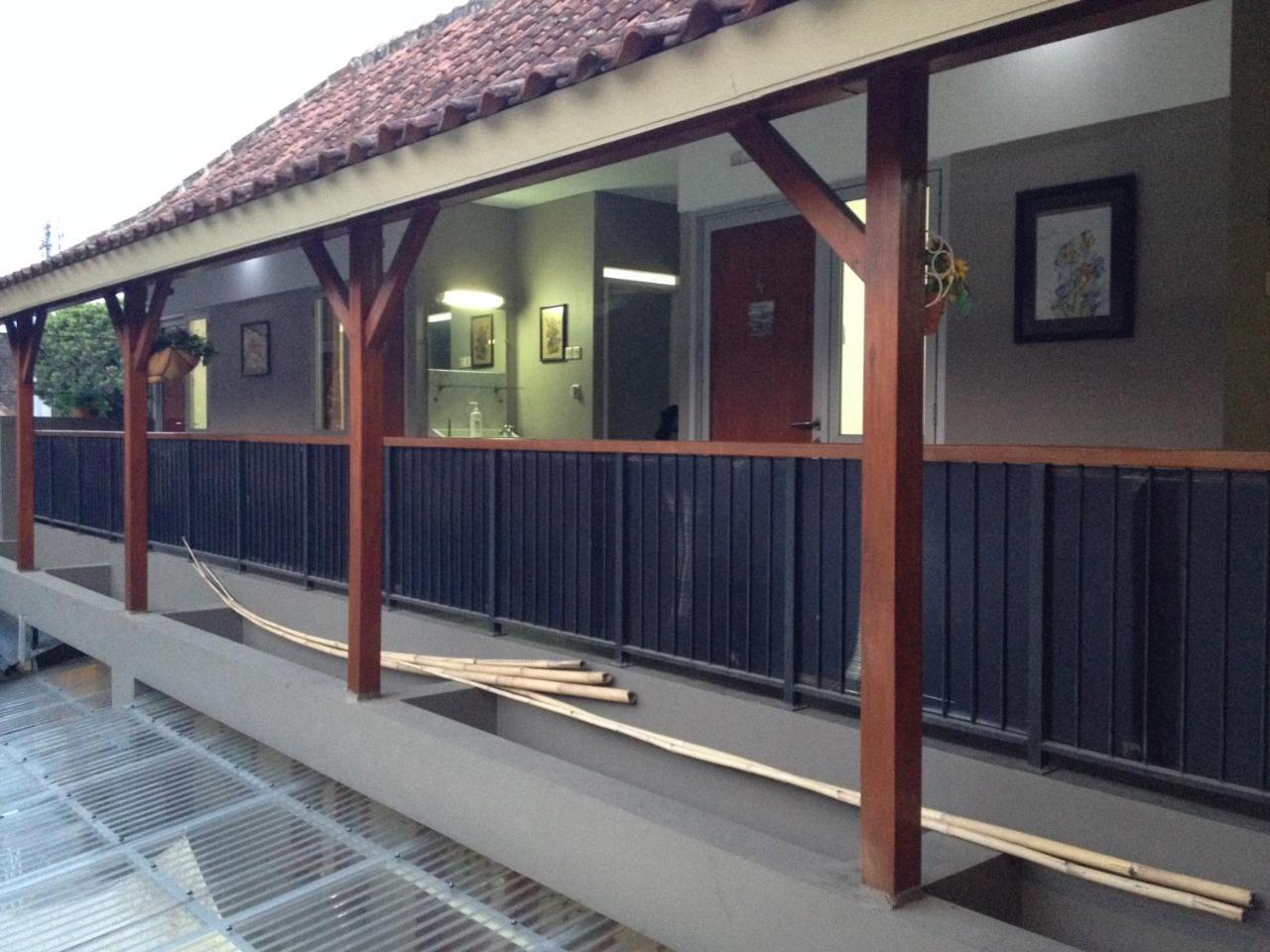 De Riau Guesthouse Μπαντούνγκ Εξωτερικό φωτογραφία